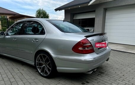 Mercedes-Benz E-Класс AMG, 2003 год, 2 100 000 рублей, 9 фотография
