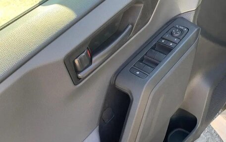 Toyota RAV4, 2025 год, 4 200 000 рублей, 11 фотография