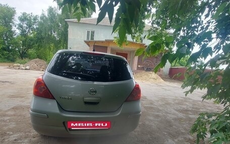 Nissan Tiida, 2011 год, 800 000 рублей, 4 фотография