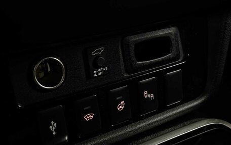Mitsubishi Outlander III рестайлинг 3, 2018 год, 2 370 000 рублей, 9 фотография