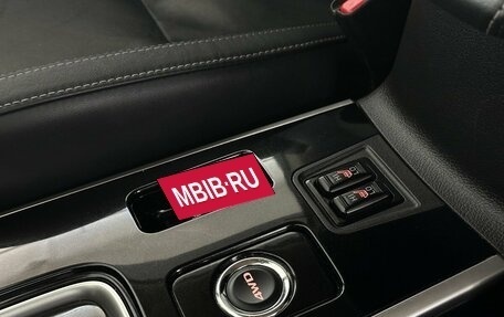 Mitsubishi Outlander III рестайлинг 3, 2018 год, 2 370 000 рублей, 10 фотография