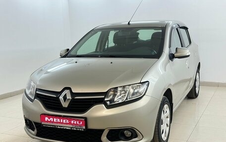 Renault Sandero II рестайлинг, 2017 год, 865 000 рублей, 1 фотография