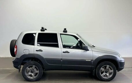 Chevrolet Niva I рестайлинг, 2016 год, 689 000 рублей, 6 фотография