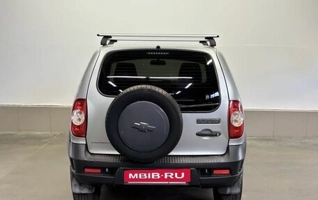 Chevrolet Niva I рестайлинг, 2016 год, 689 000 рублей, 3 фотография