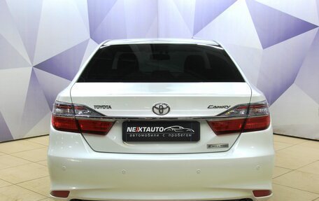 Toyota Camry, 2016 год, 1 850 000 рублей, 5 фотография