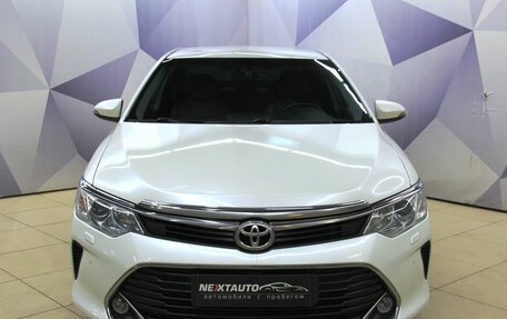 Toyota Camry, 2016 год, 1 850 000 рублей, 10 фотография