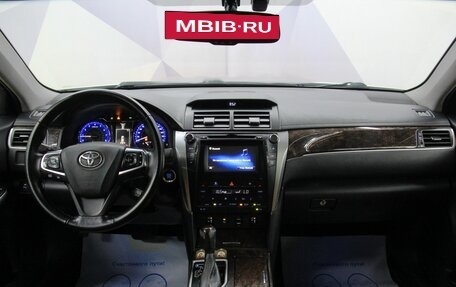 Toyota Camry, 2016 год, 1 850 000 рублей, 14 фотография