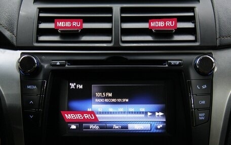 Toyota Camry, 2016 год, 1 850 000 рублей, 15 фотография