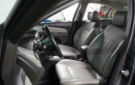 Chevrolet Cruze II, 2013 год, 799 000 рублей, 10 фотография