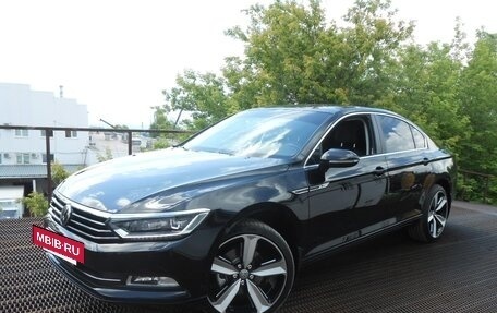Volkswagen Passat B8 рестайлинг, 2019 год, 2 880 000 рублей, 3 фотография