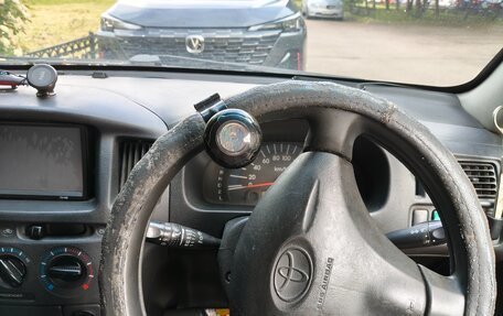 Toyota Probox I, 2002 год, 380 000 рублей, 2 фотография