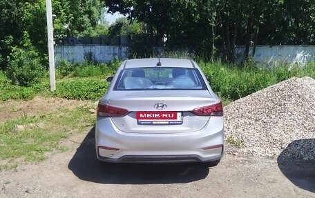 Hyundai Solaris II рестайлинг, 2019 год, 1 350 000 рублей, 4 фотография