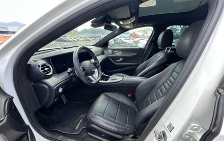 Mercedes-Benz E-Класс, 2022 год, 5 790 000 рублей, 8 фотография