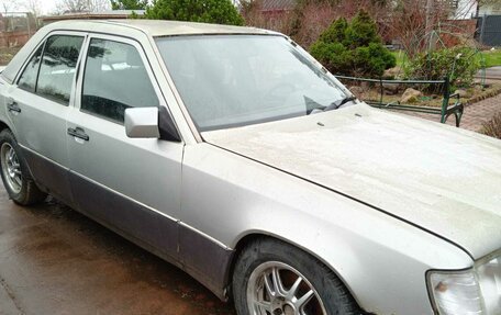 Mercedes-Benz W124, 1991 год, 250 000 рублей, 2 фотография