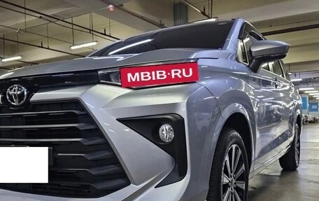 Toyota Avanza, 2023 год, 1 990 000 рублей, 3 фотография