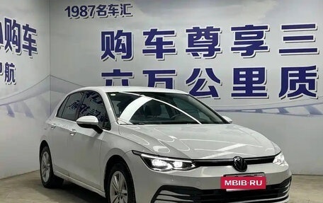 Volkswagen Golf VIII, 2023 год, 1 340 000 рублей, 3 фотография