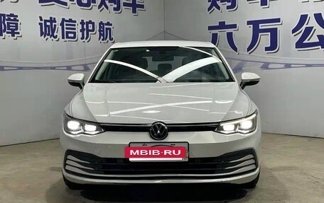 Volkswagen Golf VIII, 2023 год, 1 340 000 рублей, 2 фотография