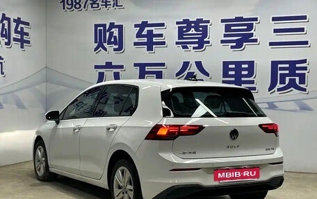Volkswagen Golf VIII, 2023 год, 1 340 000 рублей, 6 фотография