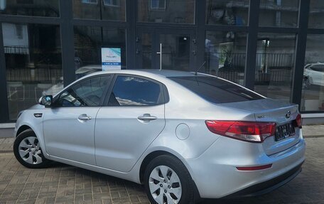 KIA Rio III рестайлинг, 2015 год, 890 000 рублей, 3 фотография