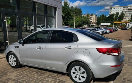 KIA Rio III рестайлинг, 2015 год, 890 000 рублей, 23 фотография
