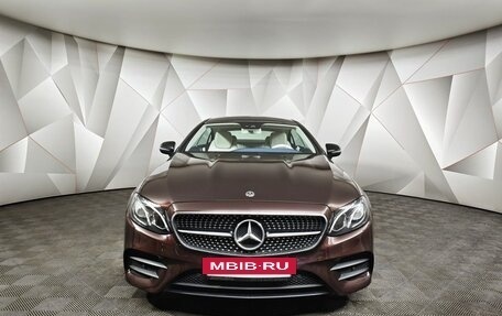 Mercedes-Benz E-Класс, 2019 год, 4 450 000 рублей, 7 фотография