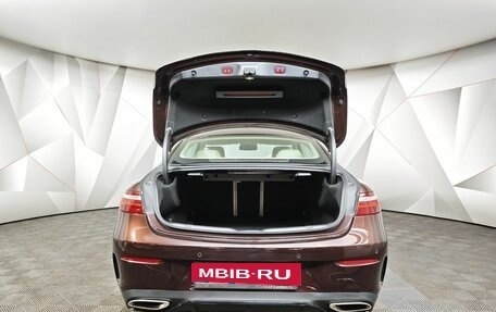 Mercedes-Benz E-Класс, 2019 год, 4 450 000 рублей, 12 фотография