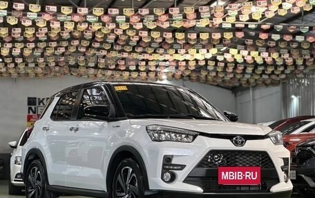 Toyota Raize I, 2023 год, 1 890 000 рублей, 3 фотография