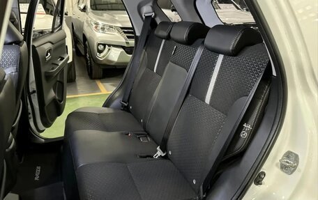 Toyota Raize I, 2023 год, 1 890 000 рублей, 12 фотография