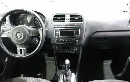 Volkswagen Polo VI (EU Market), 2015 год, 860 000 рублей, 14 фотография
