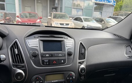 Hyundai ix35 I рестайлинг, 2013 год, 850 000 рублей, 6 фотография