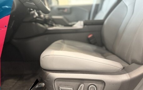 Toyota RAV4, 2026 год, 4 350 000 рублей, 21 фотография