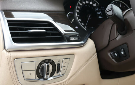 BMW 7 серия, 2016 год, 3 490 000 рублей, 23 фотография