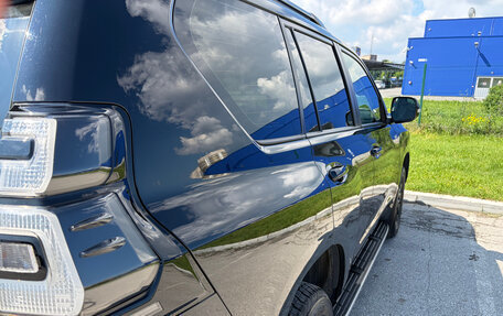 Toyota Land Cruiser Prado 150 рестайлинг 2, 2020 год, 8 200 000 рублей, 6 фотография