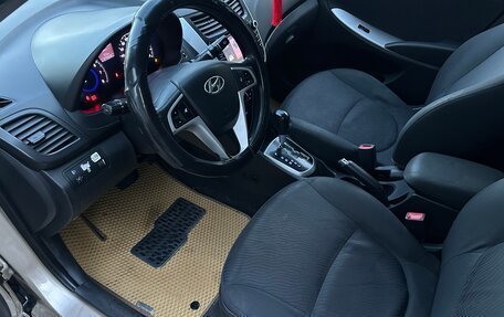 Hyundai Solaris II рестайлинг, 2012 год, 520 000 рублей, 6 фотография
