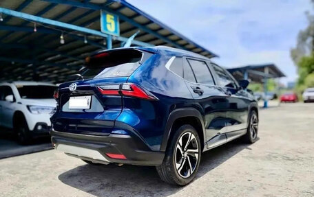 Toyota Yaris Cross, 2024 год, 2 300 000 рублей, 7 фотография