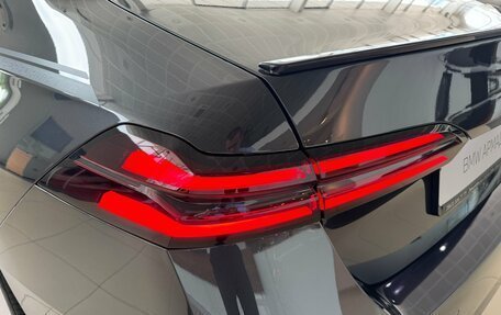 BMW 5 серия, 2023 год, 6 990 000 рублей, 11 фотография