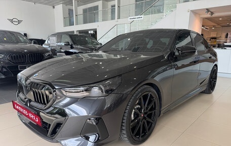 BMW 5 серия, 2023 год, 6 990 000 рублей, 2 фотография
