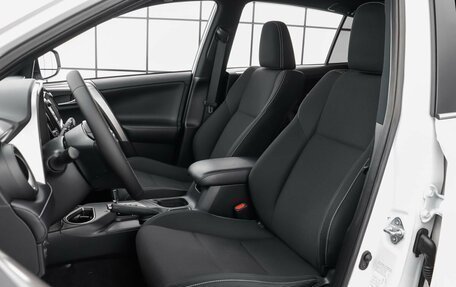 Toyota RAV4, 2019 год, 2 690 000 рублей, 9 фотография