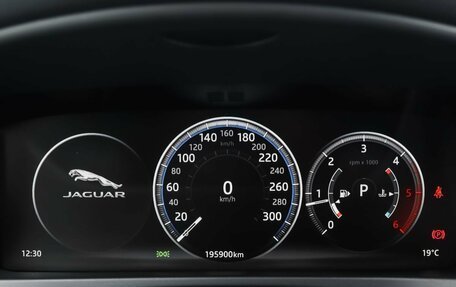 Jaguar F-Pace, 2016 год, 2 390 000 рублей, 11 фотография
