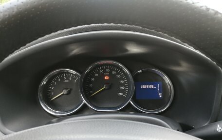Renault Logan II, 2014 год, 750 000 рублей, 1 фотография