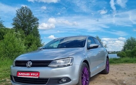 Volkswagen Jetta VI, 2012 год, 1 100 000 рублей, 1 фотография