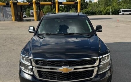 Chevrolet Tahoe IV, 2018 год, 4 400 000 рублей, 2 фотография