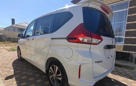 Honda Freed II, 2022 год, 1 390 000 рублей, 9 фотография