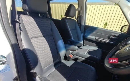 Honda Freed II, 2022 год, 1 390 000 рублей, 15 фотография