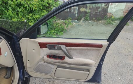 Toyota Crown, 2000 год, 900 000 рублей, 15 фотография