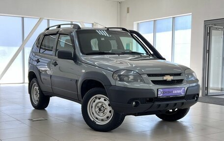 Chevrolet Niva I рестайлинг, 2019 год, 799 000 рублей, 3 фотография