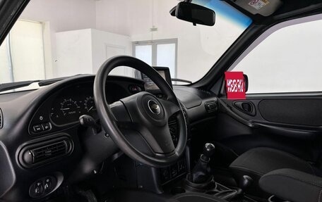 Chevrolet Niva I рестайлинг, 2019 год, 799 000 рублей, 10 фотография