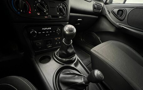 Chevrolet Niva I рестайлинг, 2019 год, 799 000 рублей, 21 фотография