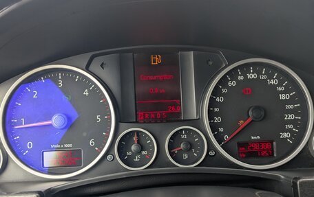 Volkswagen Touareg III, 2008 год, 1 250 000 рублей, 16 фотография