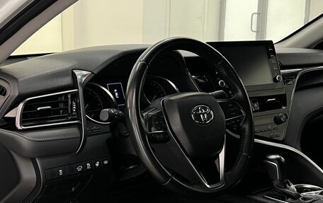 Toyota Camry, 2021 год, 3 545 000 рублей, 9 фотография